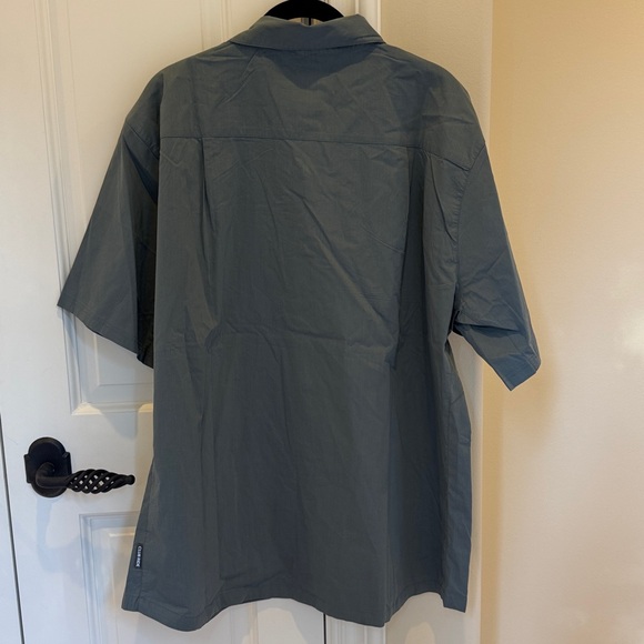 NWT Club Ride Transit Shirt - Picture 6 of 6